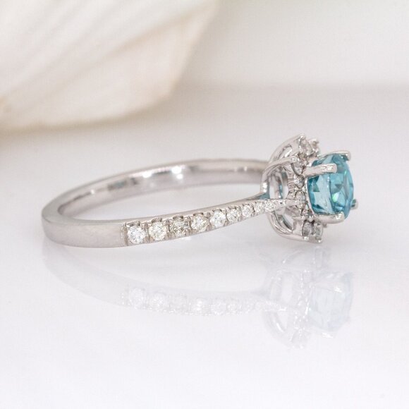 1.25cts Blue Zircon Ring in 14K Solid Gold with Natural Diamond Accents - Picture 6 of 8